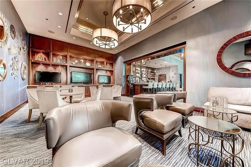 Beautiful Strip View Studio W Balcony 02807 Las Vegas Apartment