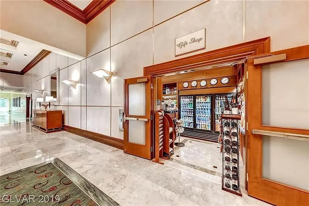 Apartment Beautiful Strip View Studio W Balcony 02807 Las Vegas United States