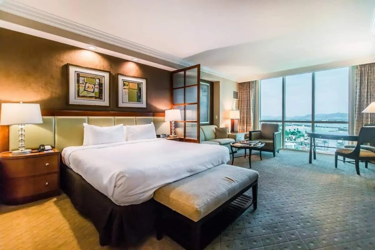 Beautiful Strip View Studio W Balcony 02807 Las Vegas