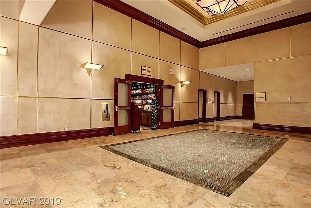 Apartment Beautiful Strip View Studio W Balcony 02807 Las Vegas United States