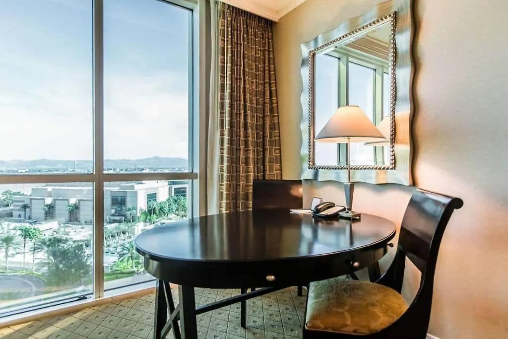 Beautiful Strip View Studio W Balcony 02807 Las Vegas
